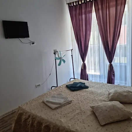 Adina * Mamaia