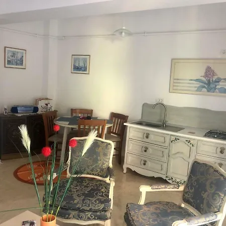 Adina Apartment Mamaia